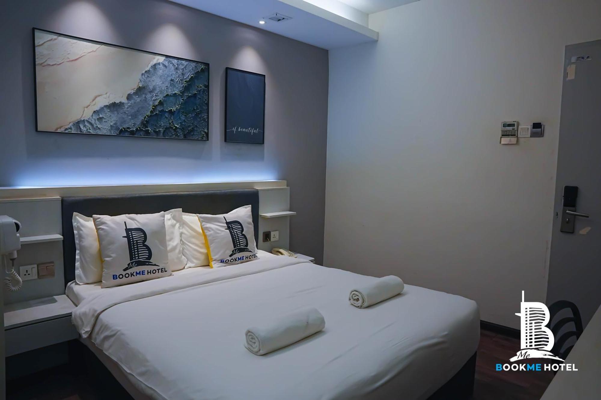 Bookme Hotel Johor Bahru Buitenkant foto